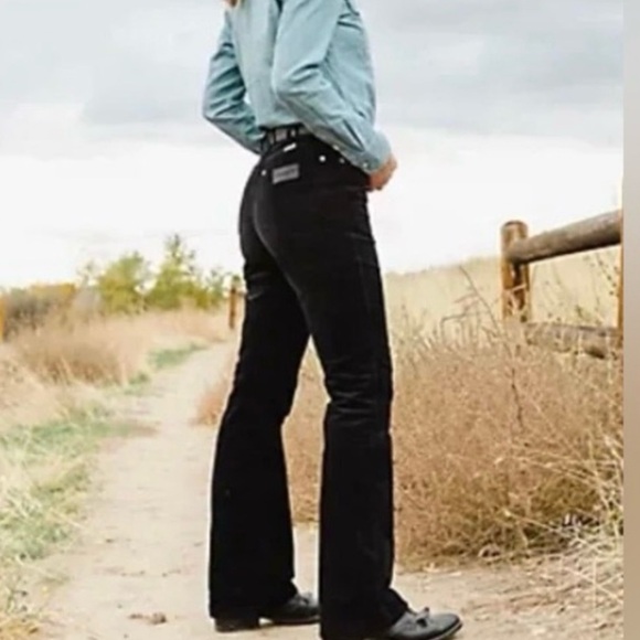 NWT Wrangler x FP Westward 626 High Rise Boot Corduroy Flare Pants Black 33/30 - Picture 6 of 15